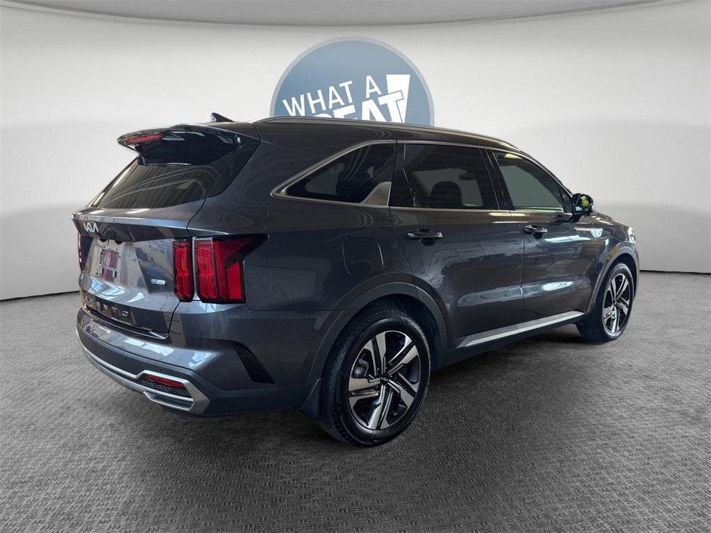 used 2022 Kia Sorento Plug-In Hybrid car, priced at $30,946