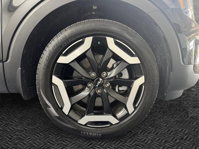 used 2024 Kia Telluride car, priced at $38,999