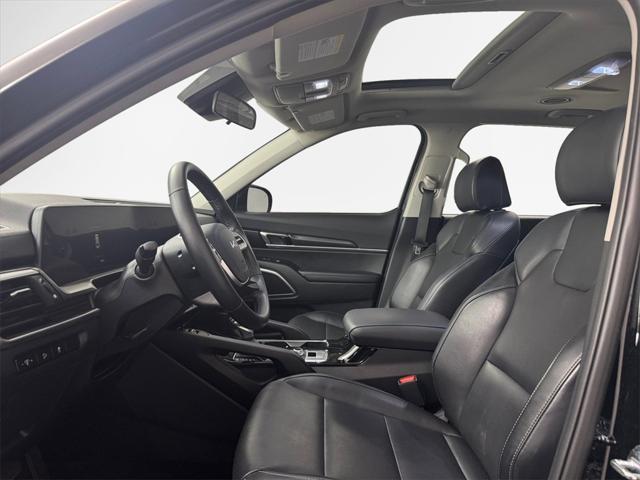 used 2024 Kia Telluride car, priced at $38,999