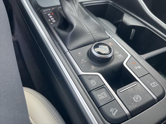 used 2024 Kia Sorento car, priced at $30,999