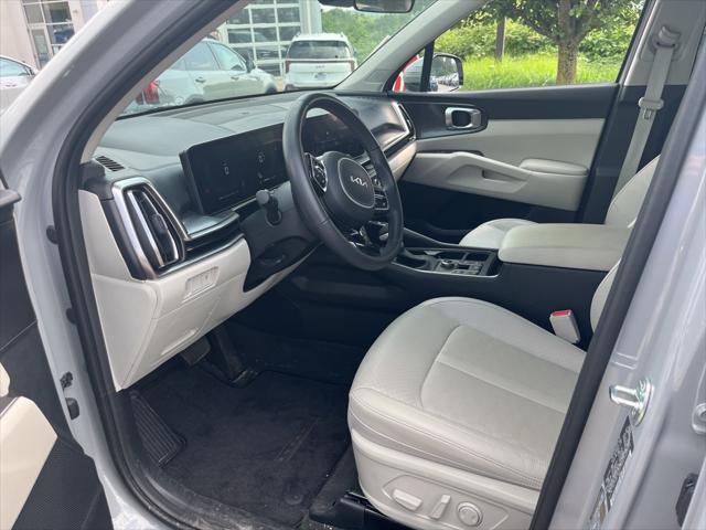 used 2024 Kia Sorento car, priced at $30,999