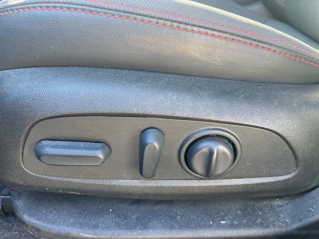 used 2022 Chevrolet Equinox car, priced at $24,892