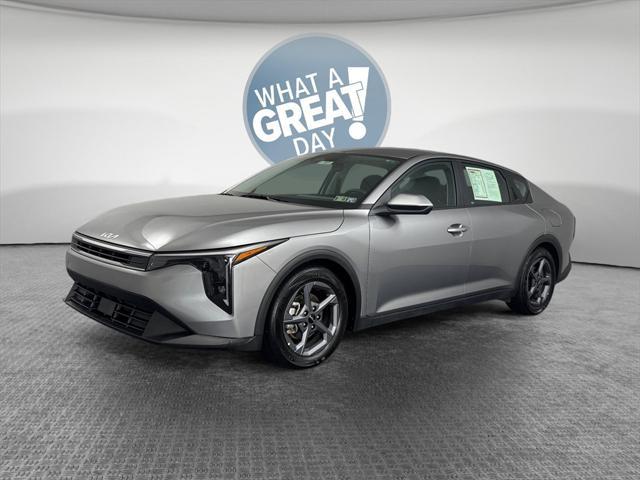 used 2025 Kia K4 car, priced at $21,999