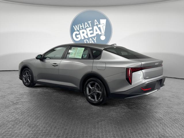 used 2025 Kia K4 car, priced at $21,999