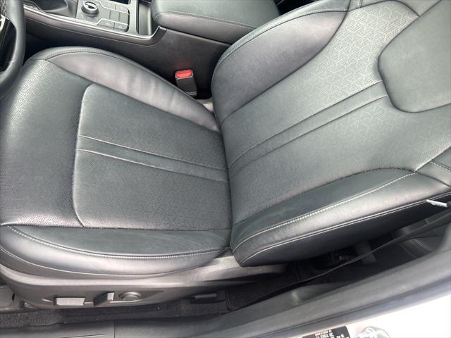 used 2022 Kia Sorento car, priced at $29,330