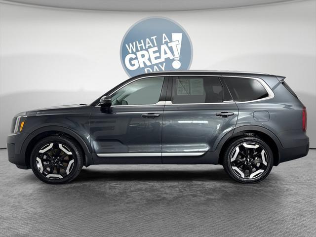 used 2023 Kia Telluride car, priced at $37,499