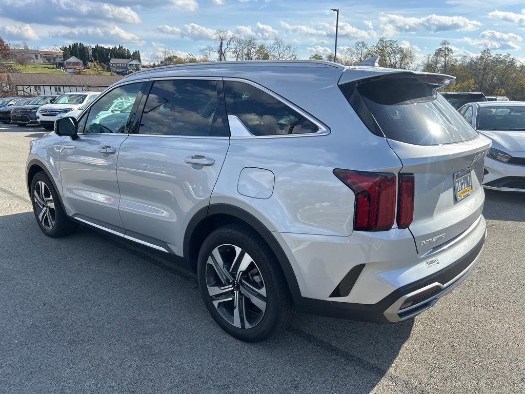 used 2024 Kia Sorento Hybrid car, priced at $36,825