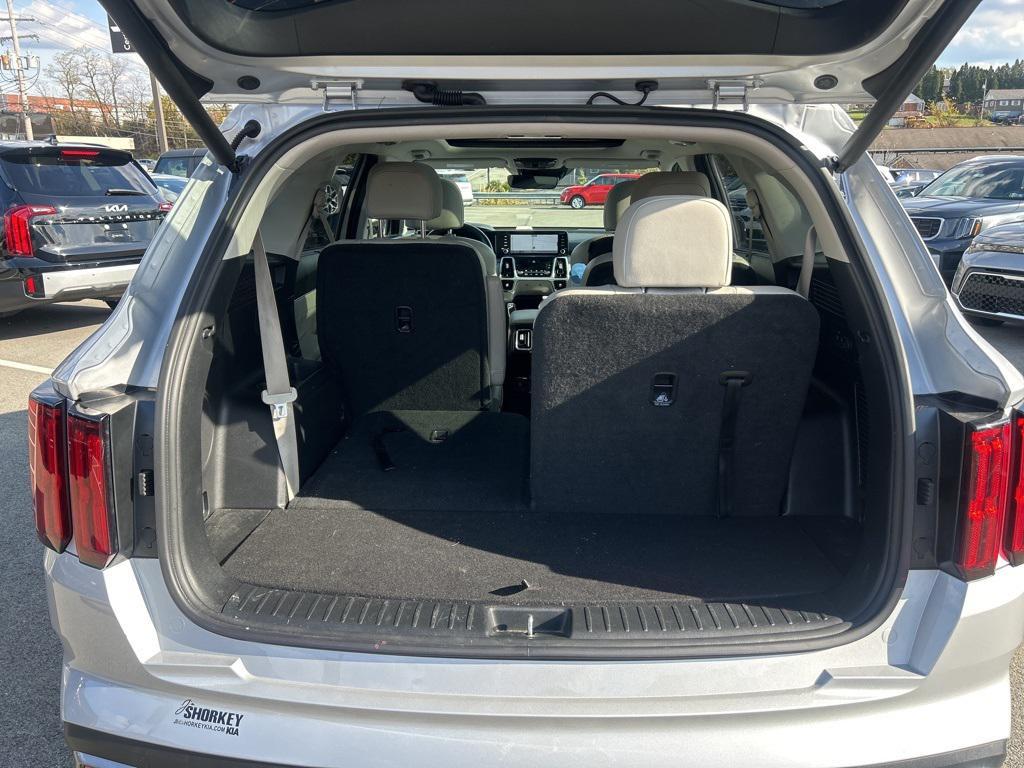 used 2024 Kia Sorento Hybrid car, priced at $36,825