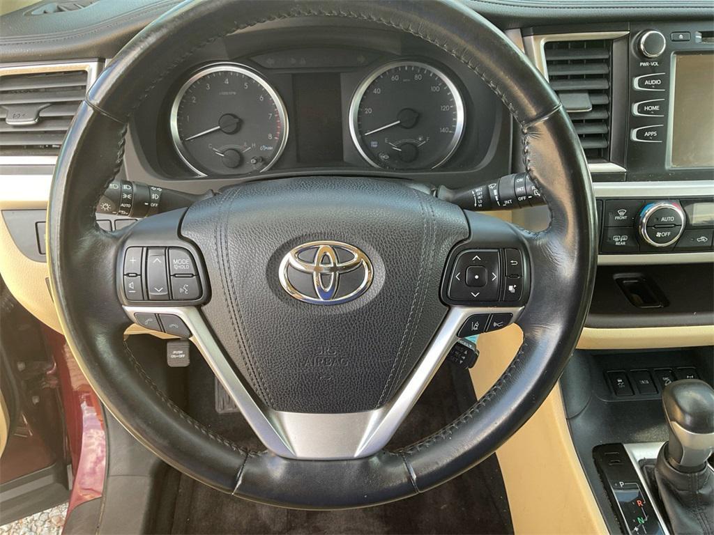 used 2017 Toyota Highlander car, priced at $15,499