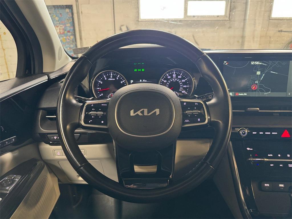 used 2022 Kia Carnival car, priced at $28,499