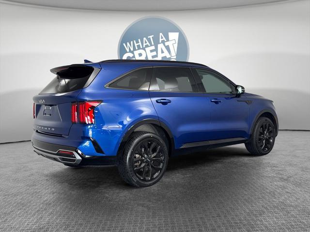used 2022 Kia Sorento car, priced at $32,895