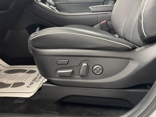 used 2025 Hyundai Palisade car, priced at $45,999