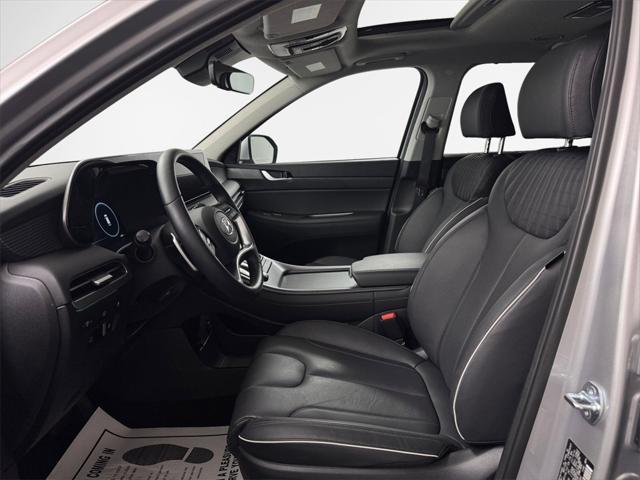used 2025 Hyundai Palisade car, priced at $45,999