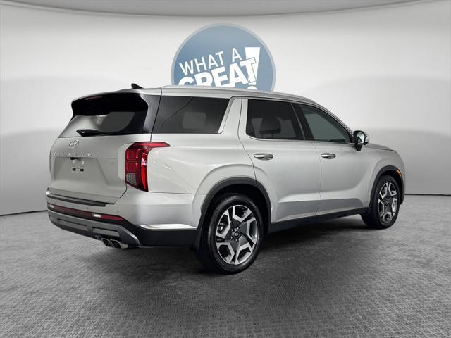 used 2025 Hyundai Palisade car, priced at $45,999