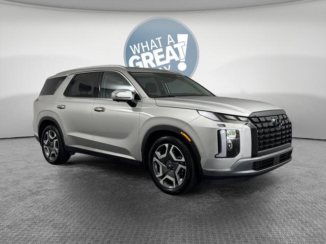 used 2025 Hyundai Palisade car, priced at $45,999