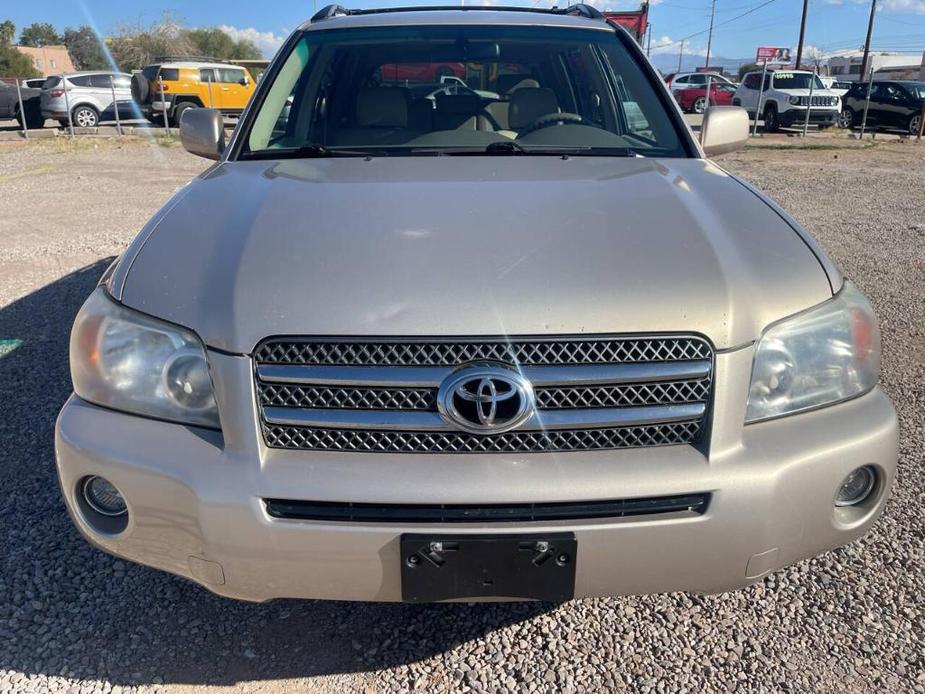 used 2006 Toyota Highlander Hybrid car, priced at $4,995