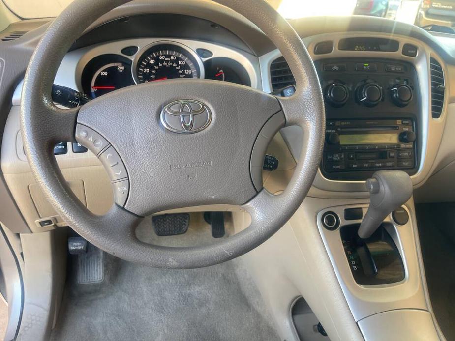 used 2006 Toyota Highlander Hybrid car, priced at $4,995