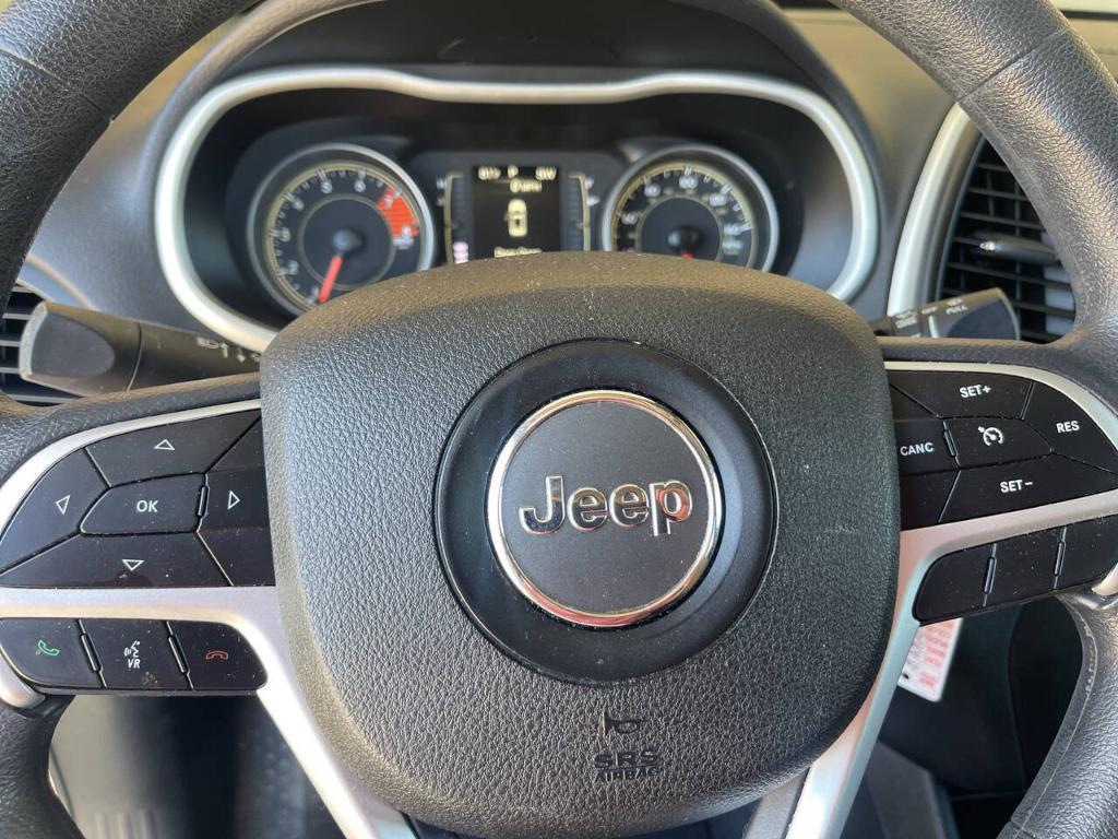 used 2018 Jeep Cherokee car, priced at $14,995