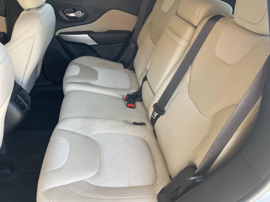 used 2018 Jeep Cherokee car, priced at $14,995