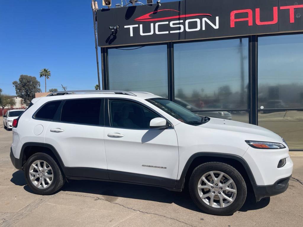 used 2018 Jeep Cherokee car, priced at $14,995