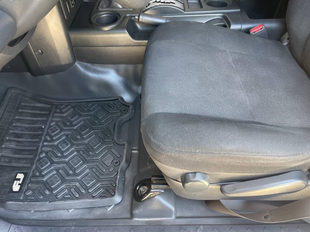 used 2007 Toyota FJ Cruiser car, priced at $12,995