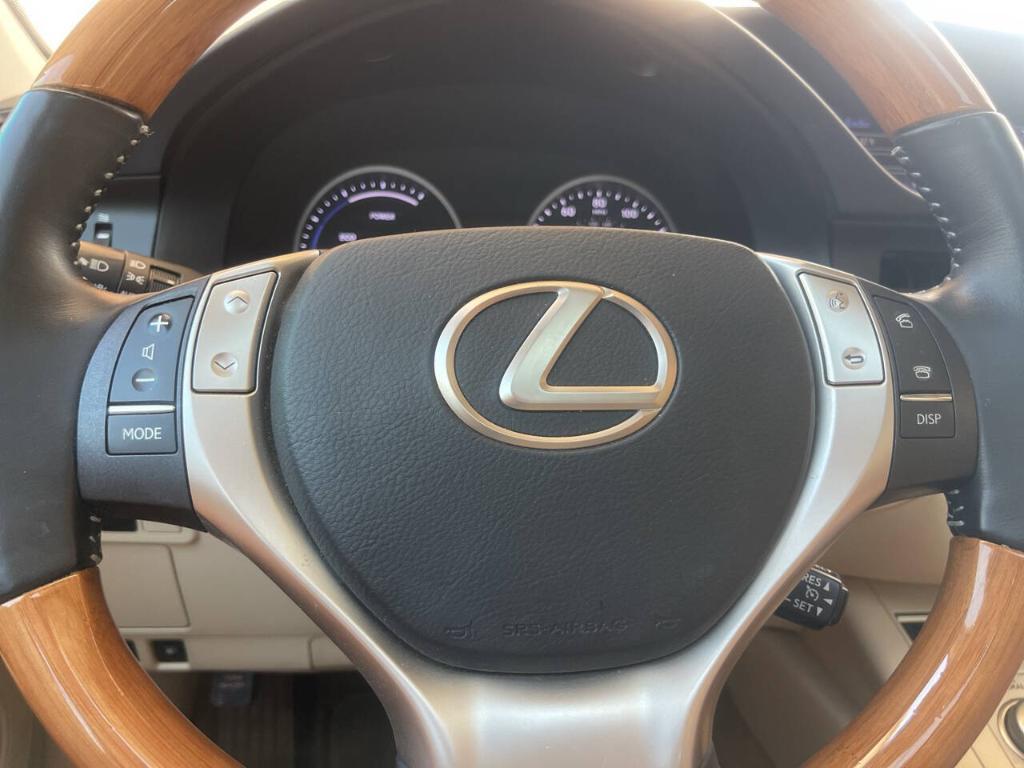 used 2015 Lexus ES 300h car, priced at $15,995