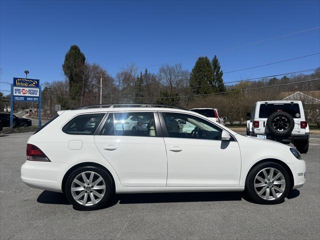 used 2012 Volkswagen Jetta SportWagen car, priced at $12,999