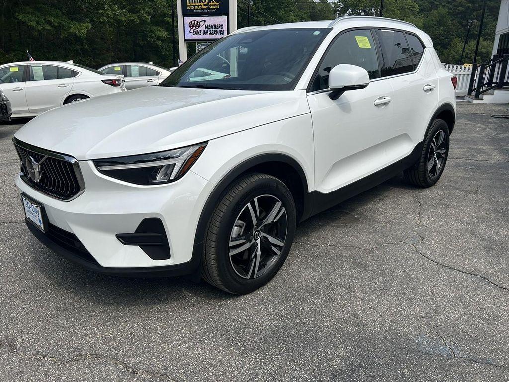 used 2025 Volvo XC40 car, priced at $34,997