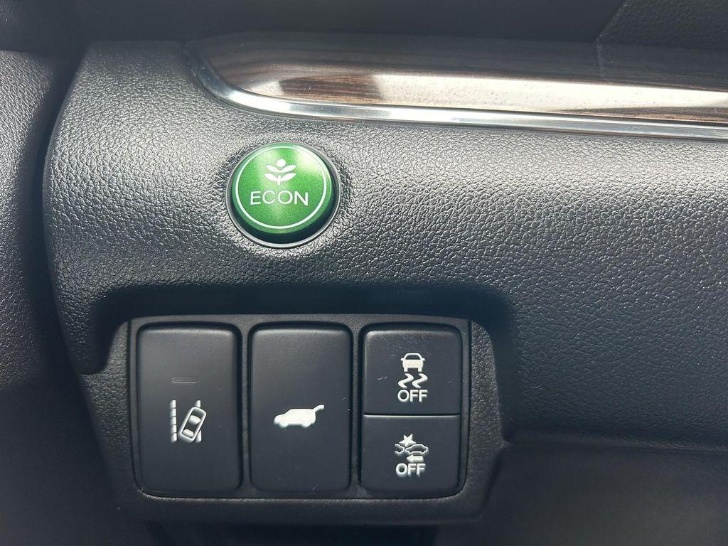 used 2015 Honda CR-V car, priced at $20,999