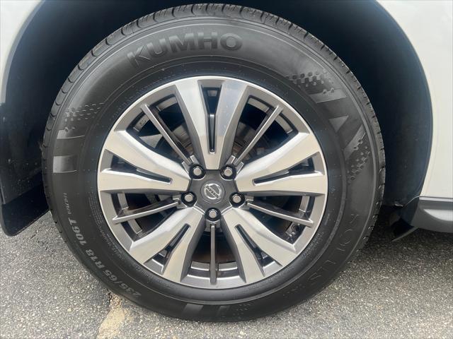 used 2019 Nissan Pathfinder car, priced at $22,999