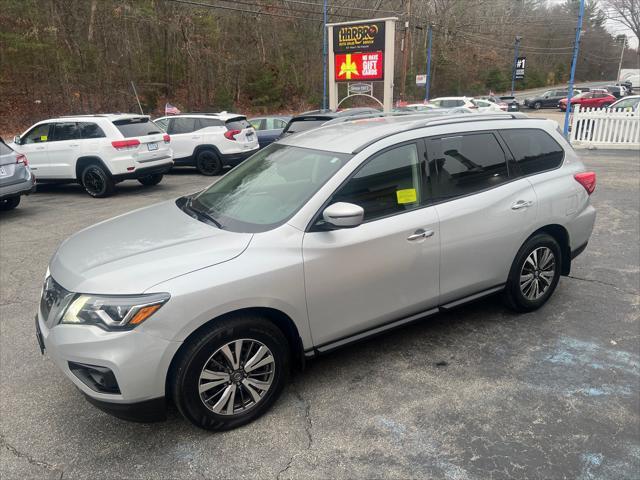 used 2019 Nissan Pathfinder car, priced at $22,999