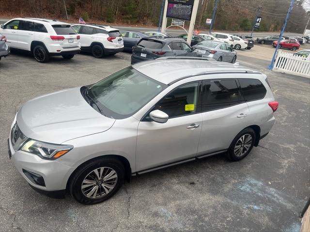 used 2019 Nissan Pathfinder car, priced at $22,999