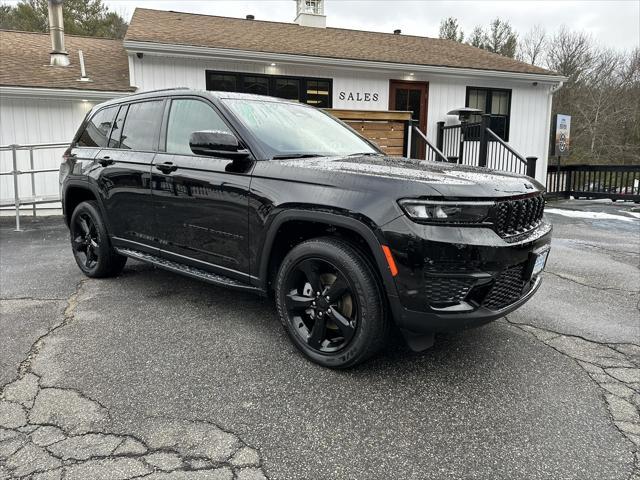 used 2023 Jeep Grand Cherokee car, priced at $38,979