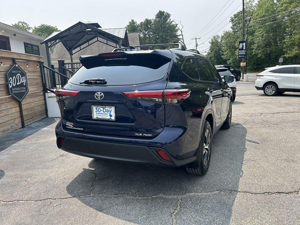 used 2022 Toyota Highlander car, priced at $37,997
