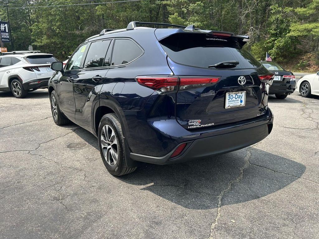used 2022 Toyota Highlander car, priced at $37,997