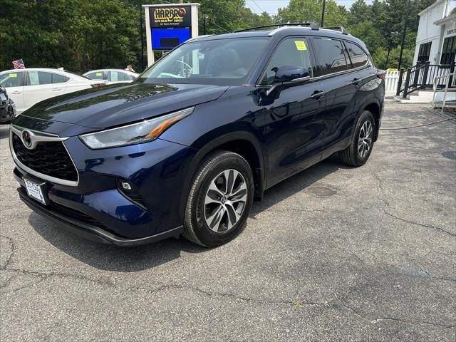 used 2022 Toyota Highlander car