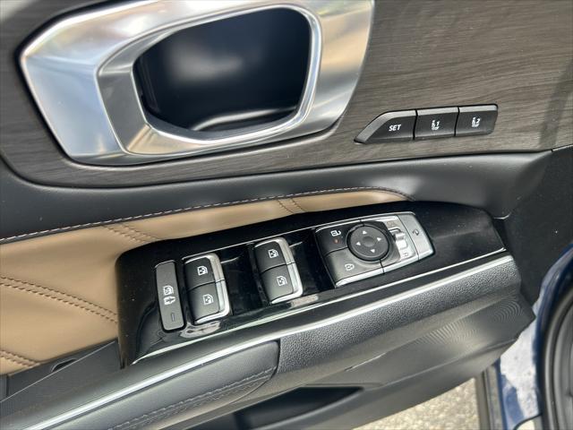 used 2024 Kia Sorento car, priced at $44,999