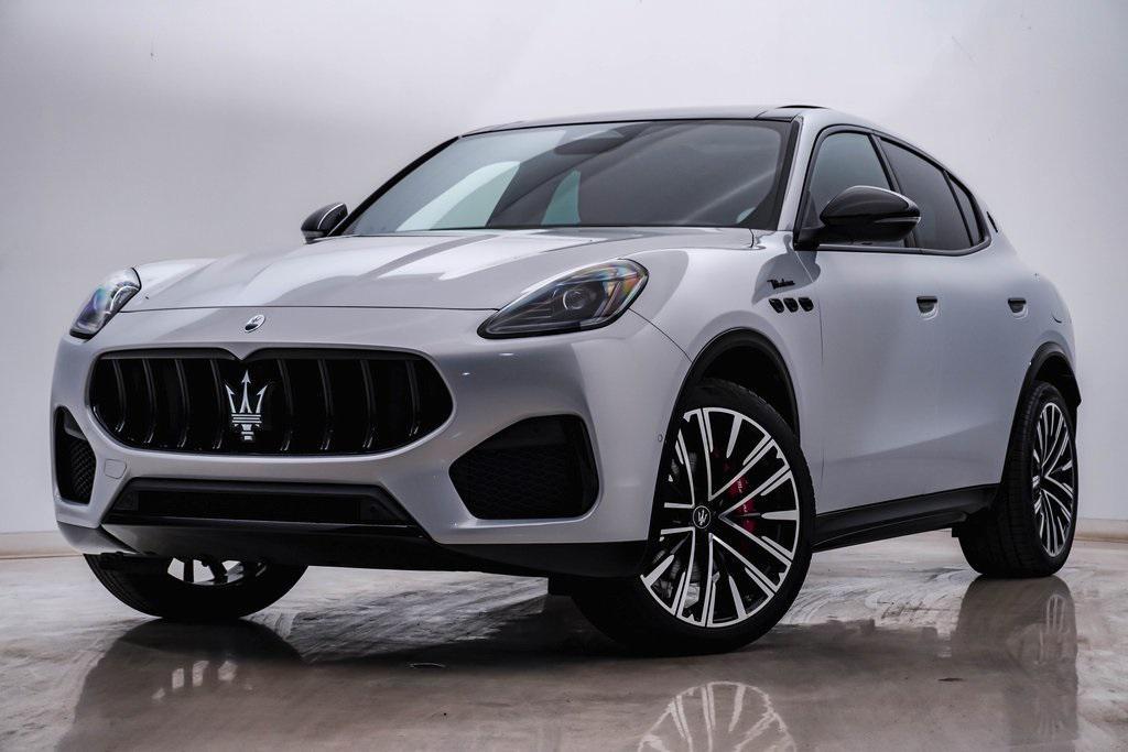 new 2025 Maserati Grecale car, priced at $85,850