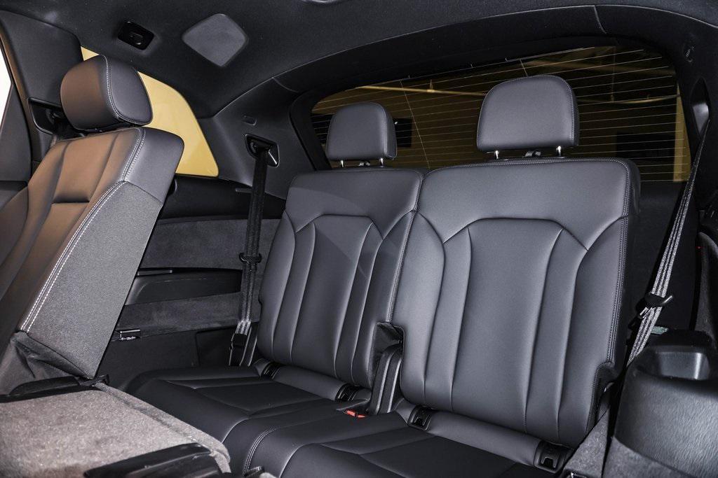 used 2025 Audi Q7 car, priced at $58,000