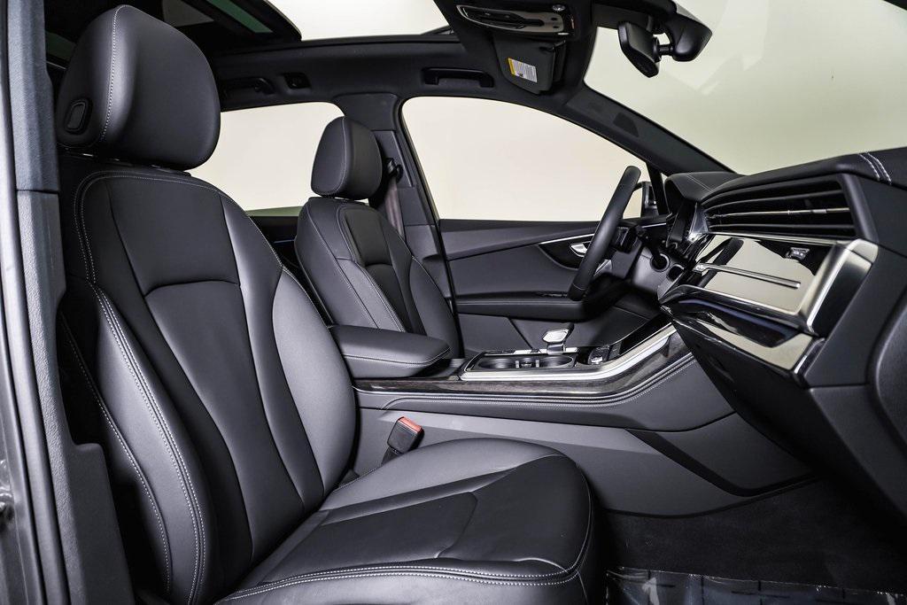 used 2025 Audi Q7 car, priced at $58,000