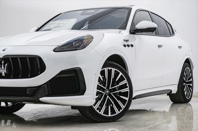 new 2023 Maserati Grecale car, priced at $84,995