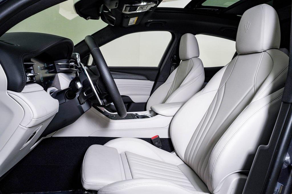used 2024 Maserati Grecale car, priced at $55,800