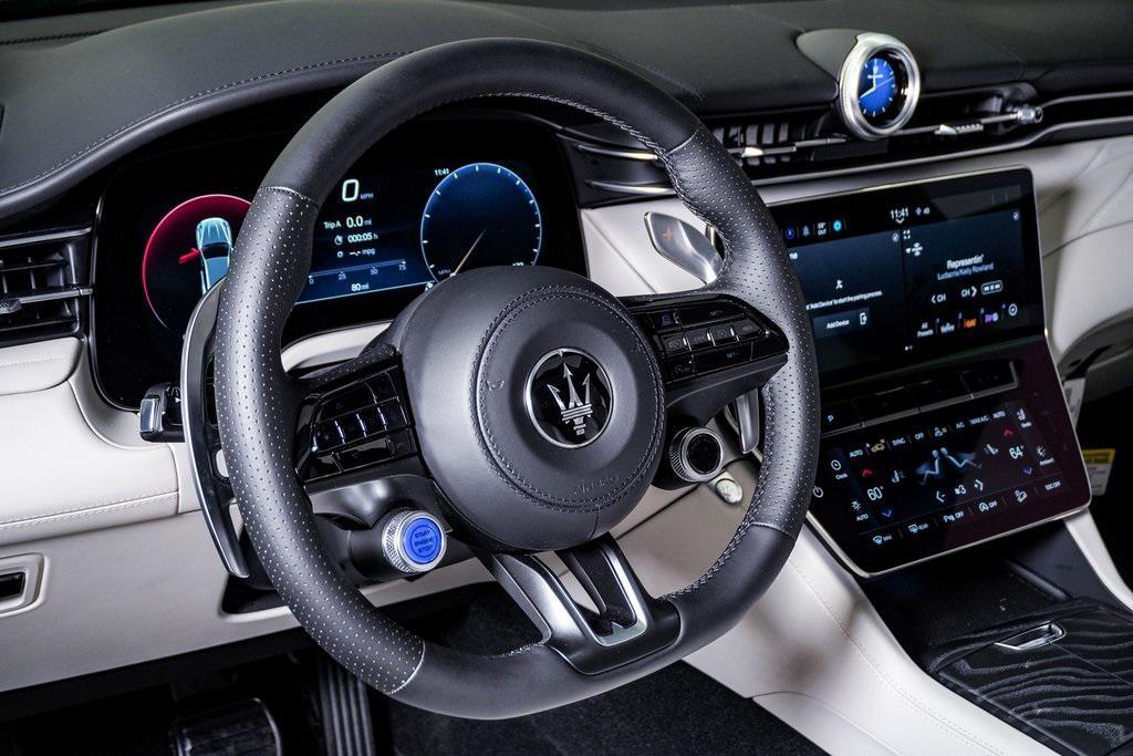 used 2024 Maserati Grecale car, priced at $55,800