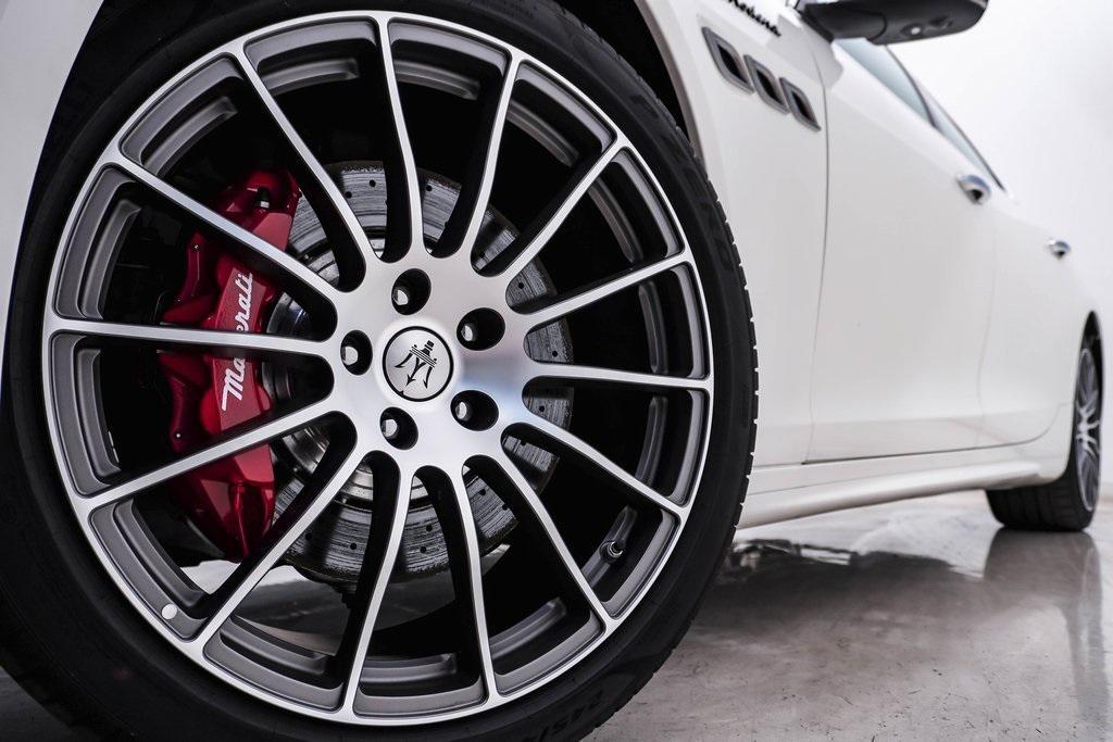 new 2024 Maserati Quattroporte car, priced at $89,995