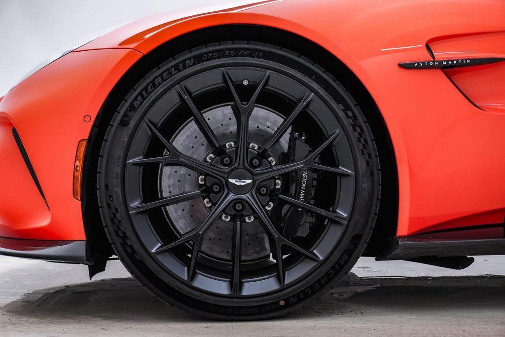 used 2025 Aston Martin Vantage car, priced at $220,800