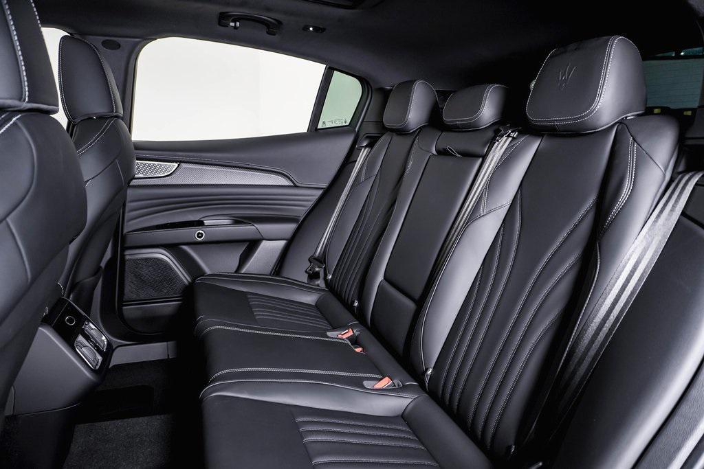 new 2025 Maserati Grecale car, priced at $117,995