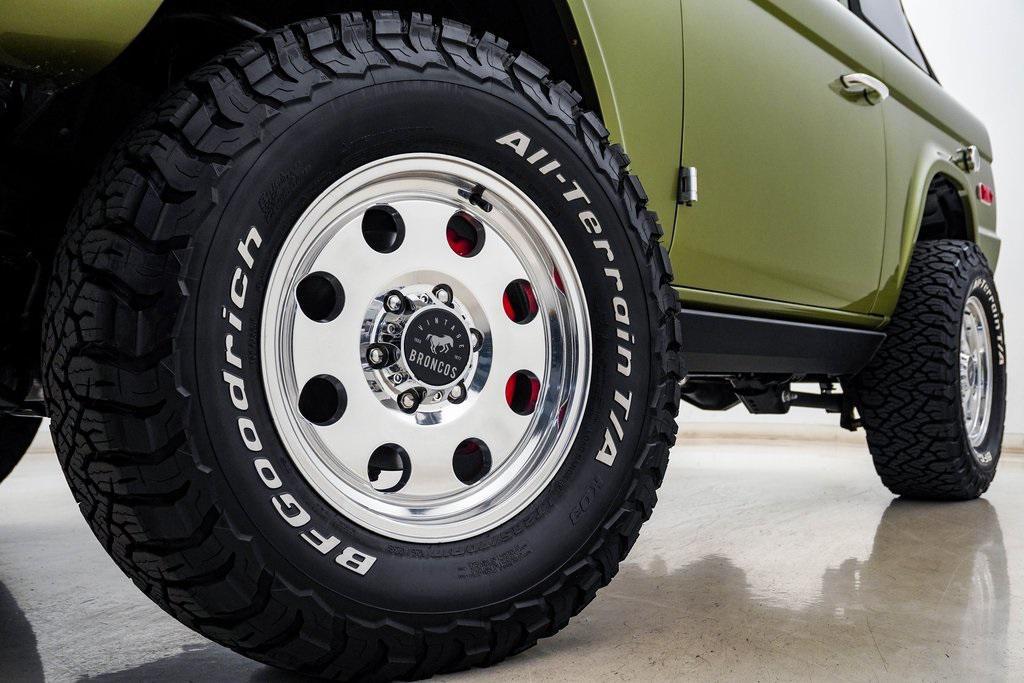 used 2024 Ford Bronco car, priced at $200,000