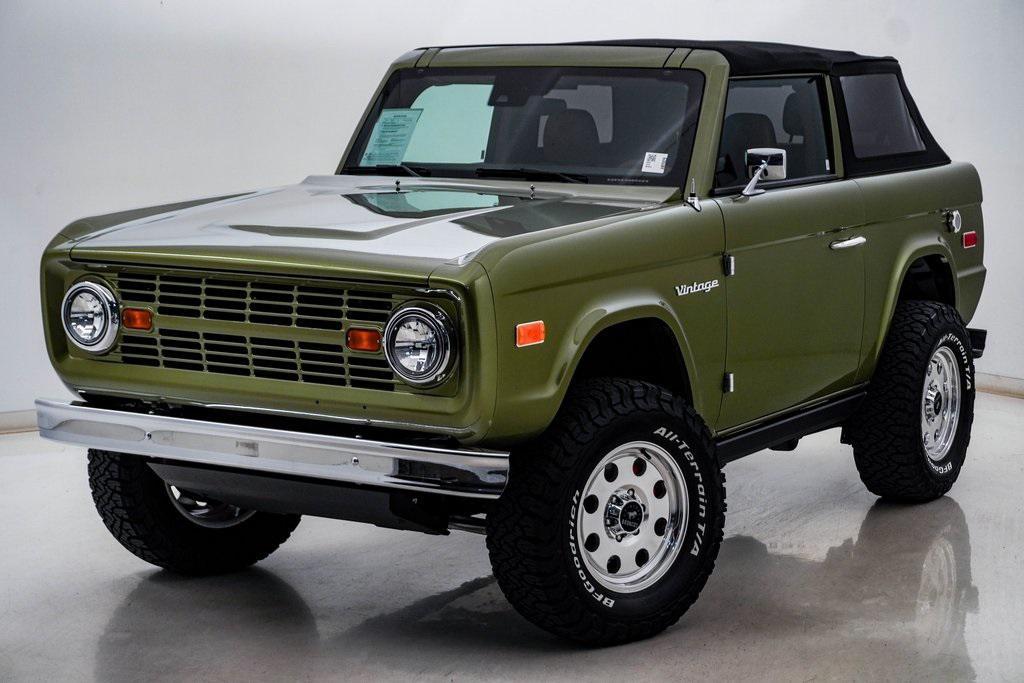 used 2024 Ford Bronco car, priced at $200,000