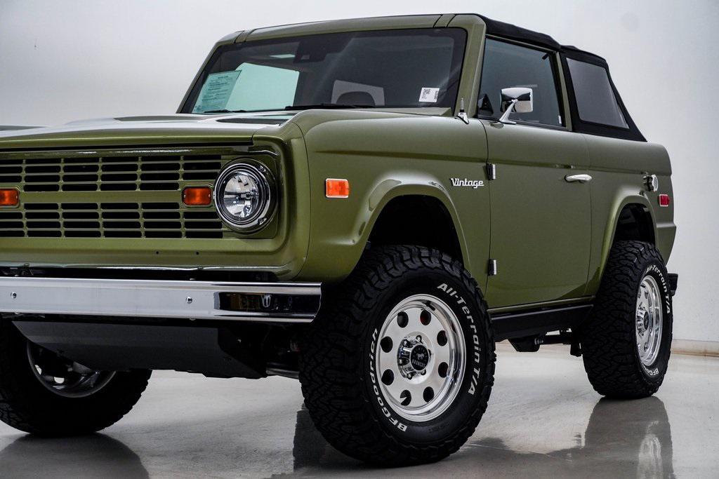 used 2024 Ford Bronco car, priced at $200,000