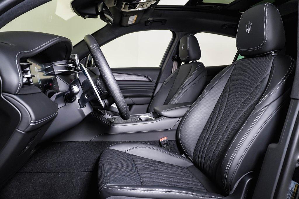 new 2025 Maserati Grecale car, priced at $82,875